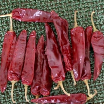 1 Yıllık raf ömrü Tatlı Paprika Biber Kuru kırmızı biber gıda malzemesi için katkı maddesi