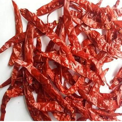10-20 cm tatlı biber, baharat ve baharat tozu.