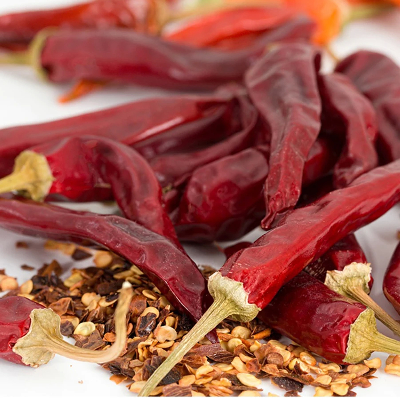 Üstü Kurutulmuş Cayenne Biberleri Köksüz veya Kök Kesilmiş Güçlü Chili Aroması 10kg veya 25kg / torba
